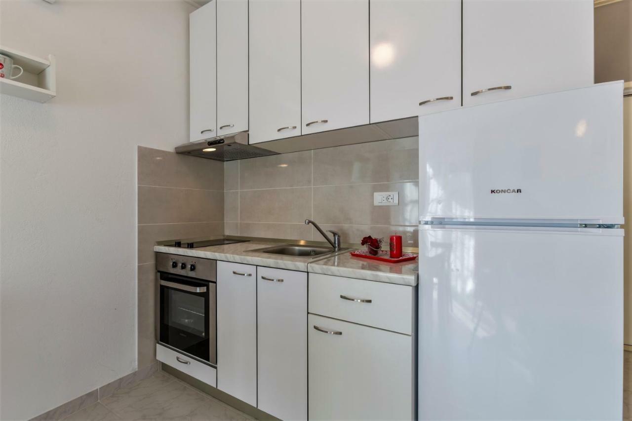 Apartment Taja, Cijela Kuca I Vrt Samo Za Vas 斯普利特 外观 照片