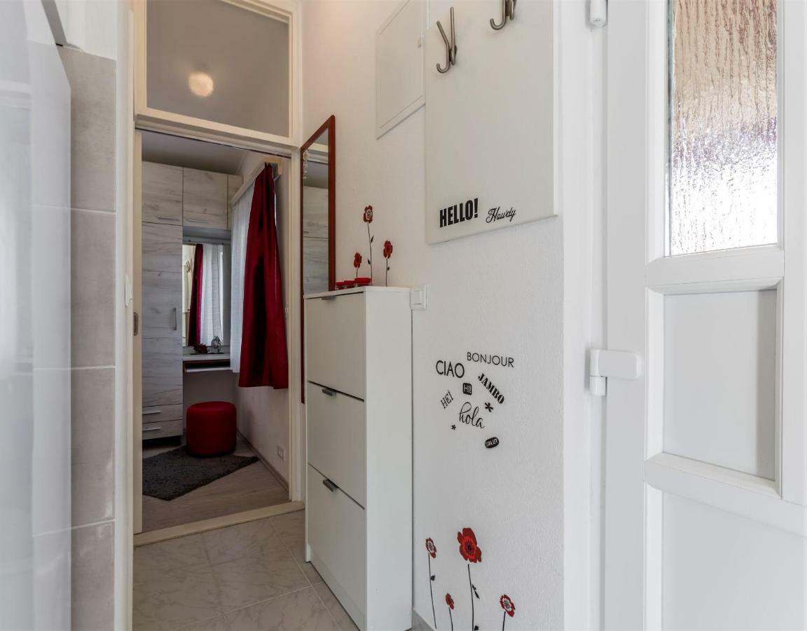 Apartment Taja, Cijela Kuca I Vrt Samo Za Vas 斯普利特 外观 照片